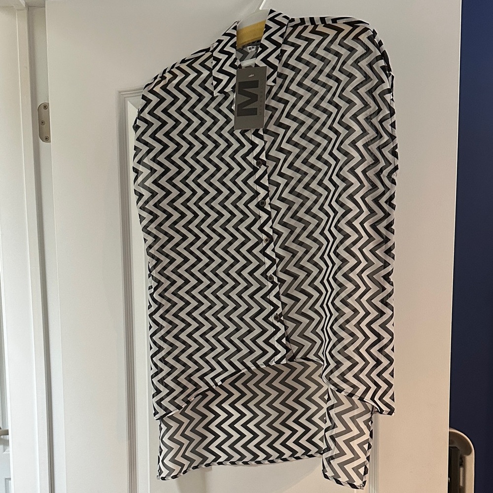 Black and White Zigzag Blouse